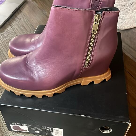 NIB Sorel Joan of Arctic III booties in purple size 9.5 wedge - Picture 6 of 11